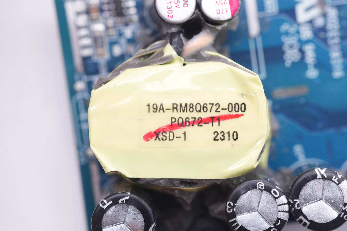 魅族pandaer无线充测评,魅族pandaer充电宝拆解