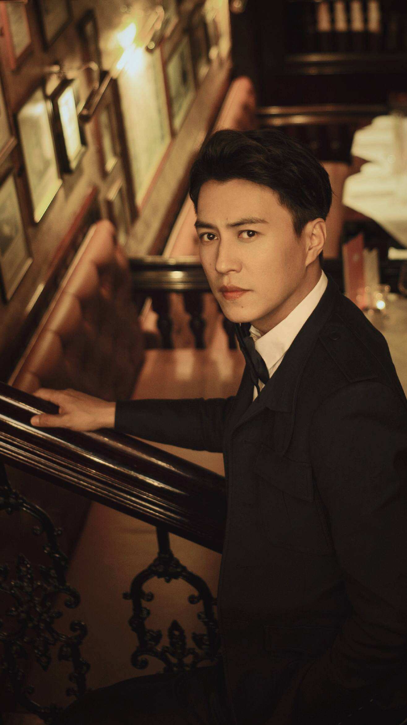 靳东与李佳和江珊,江珊和靳东不为人知的爱情