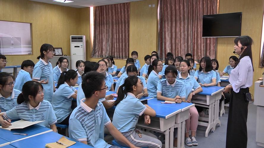 教师要涨教龄津贴是官方消息吗,教师教龄津贴最新消息是真的吗