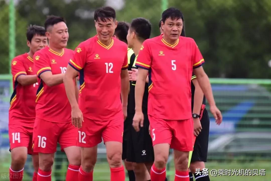 鑼冨織姣呭湪鐞冨満涓婄殑琛ㄧ幇,鑼冨織姣呭彂鏂囪皥瓒崇悆