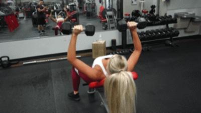 男生胸部松弛下垂怎么用哑铃锻炼,哑铃练胸肌下垂正确锻炼方法