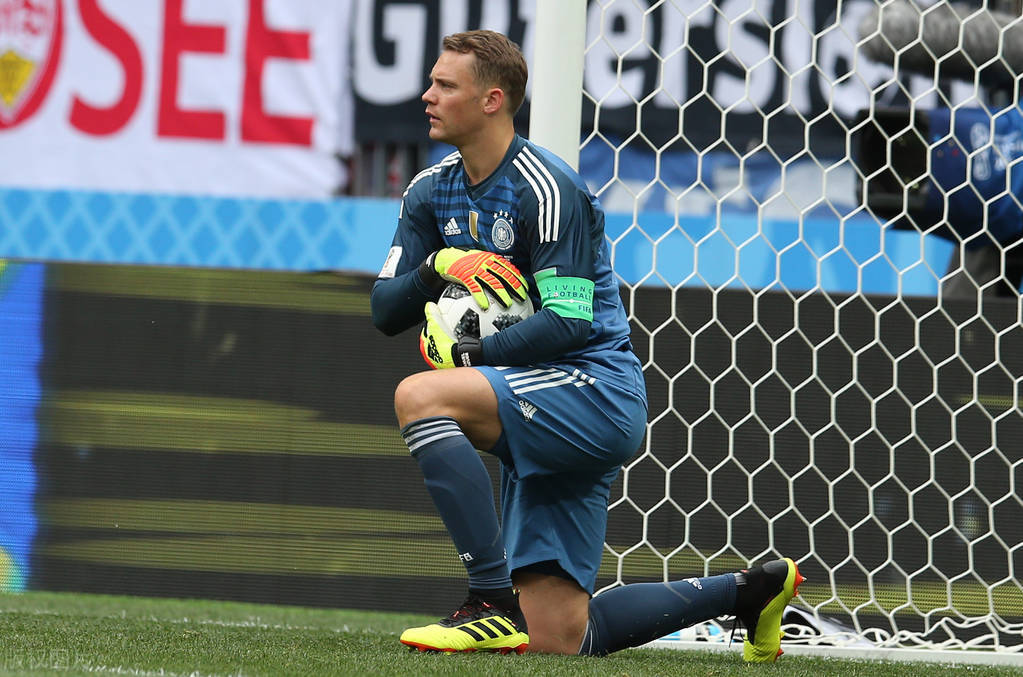 宝刀不老!蒂亚戈.席尔瓦领衔足坛现役35+最强11人皇马成最大赢家