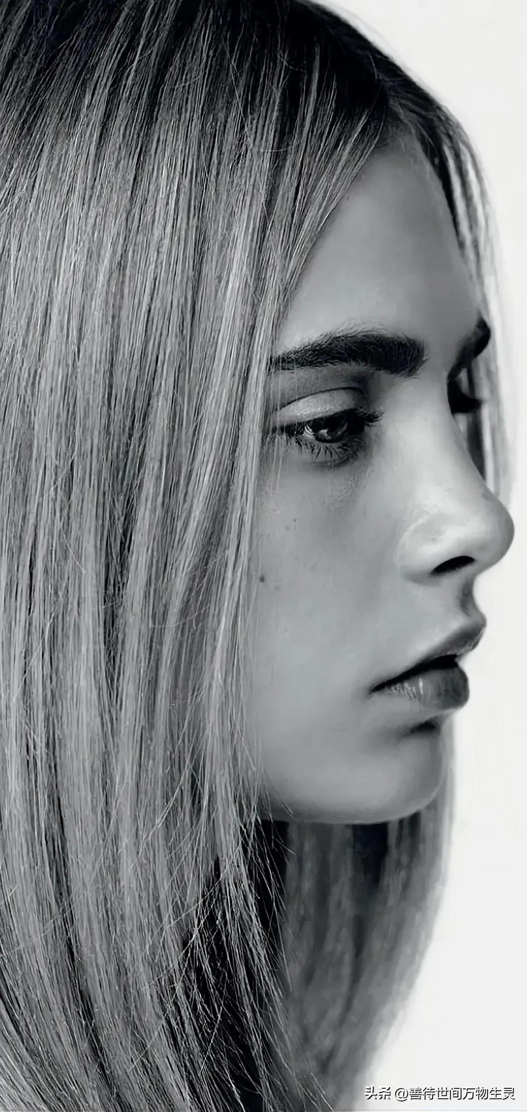 英国超模卡拉迪瓦伊,英国超模卡拉迪瓦伊海边