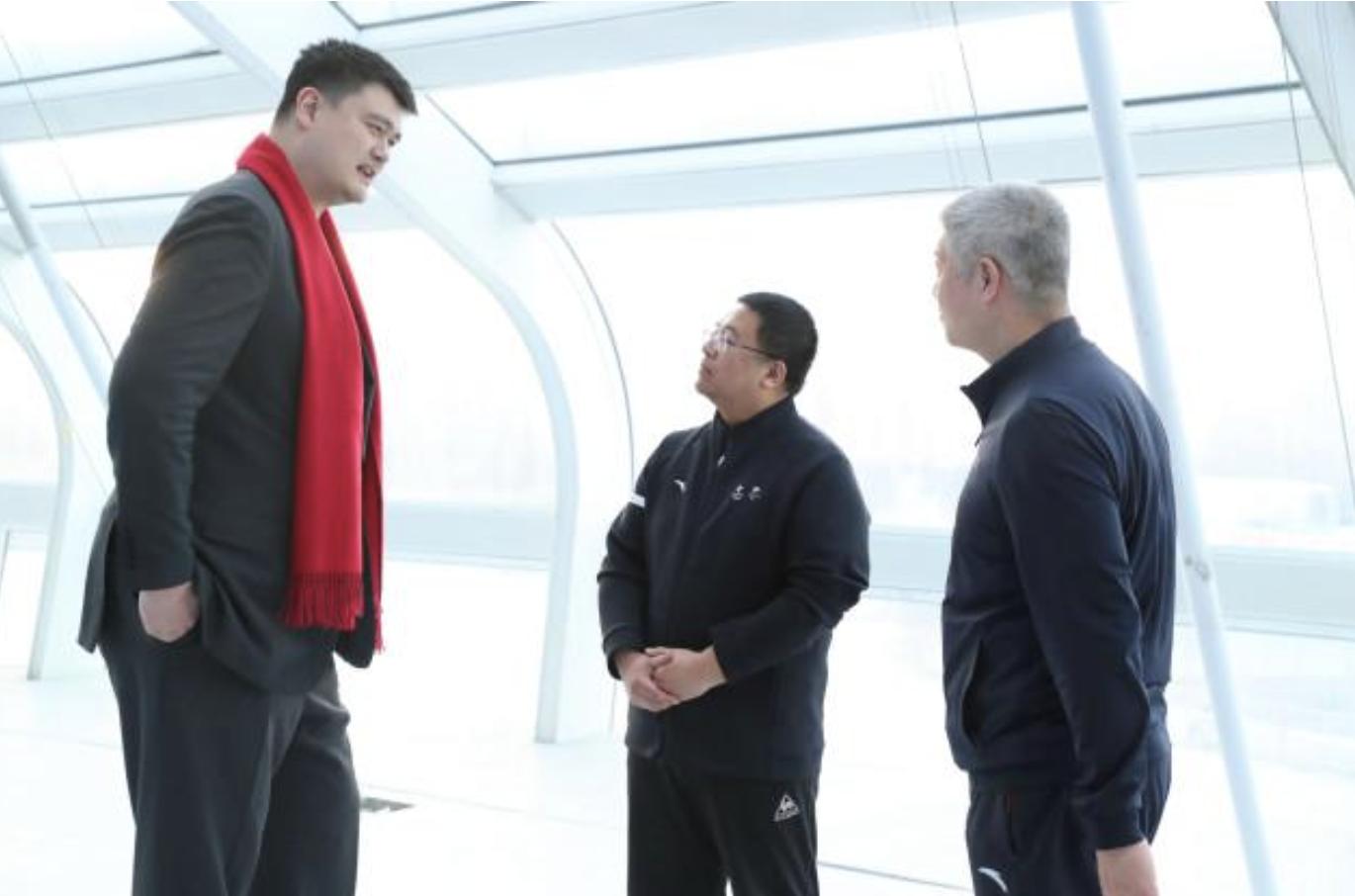 辽宁队总经理姚明,西热力江朱芳雨连麦姚明