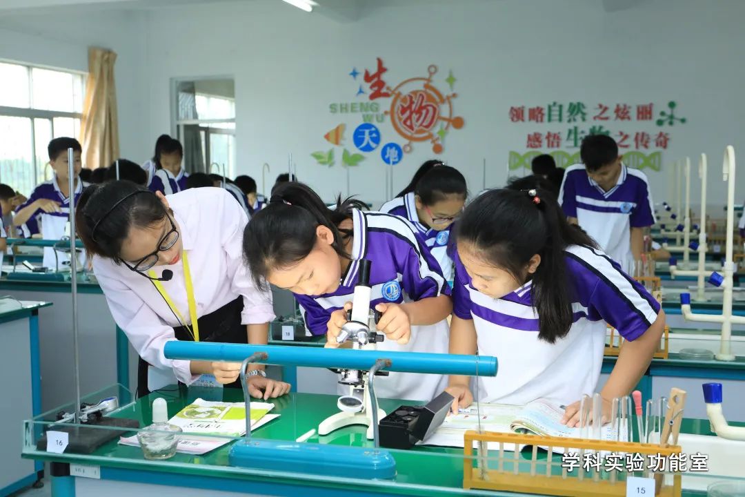 海南儋州八一中学成人礼,儋州市八一高中