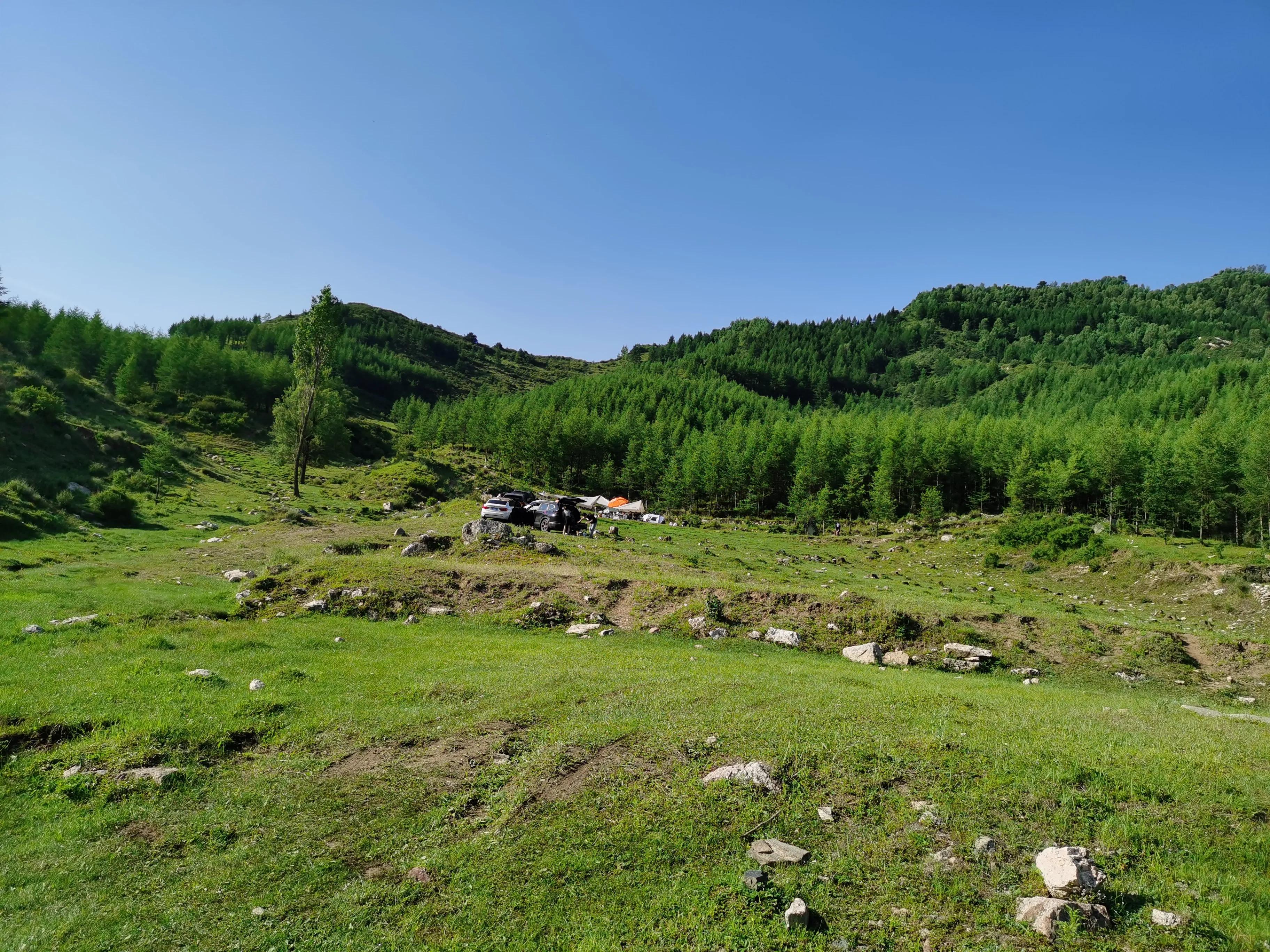 璺戞硥鍘傚埌椹兼灞遍鏅尯,椹兼灞辫窇娉夊巶