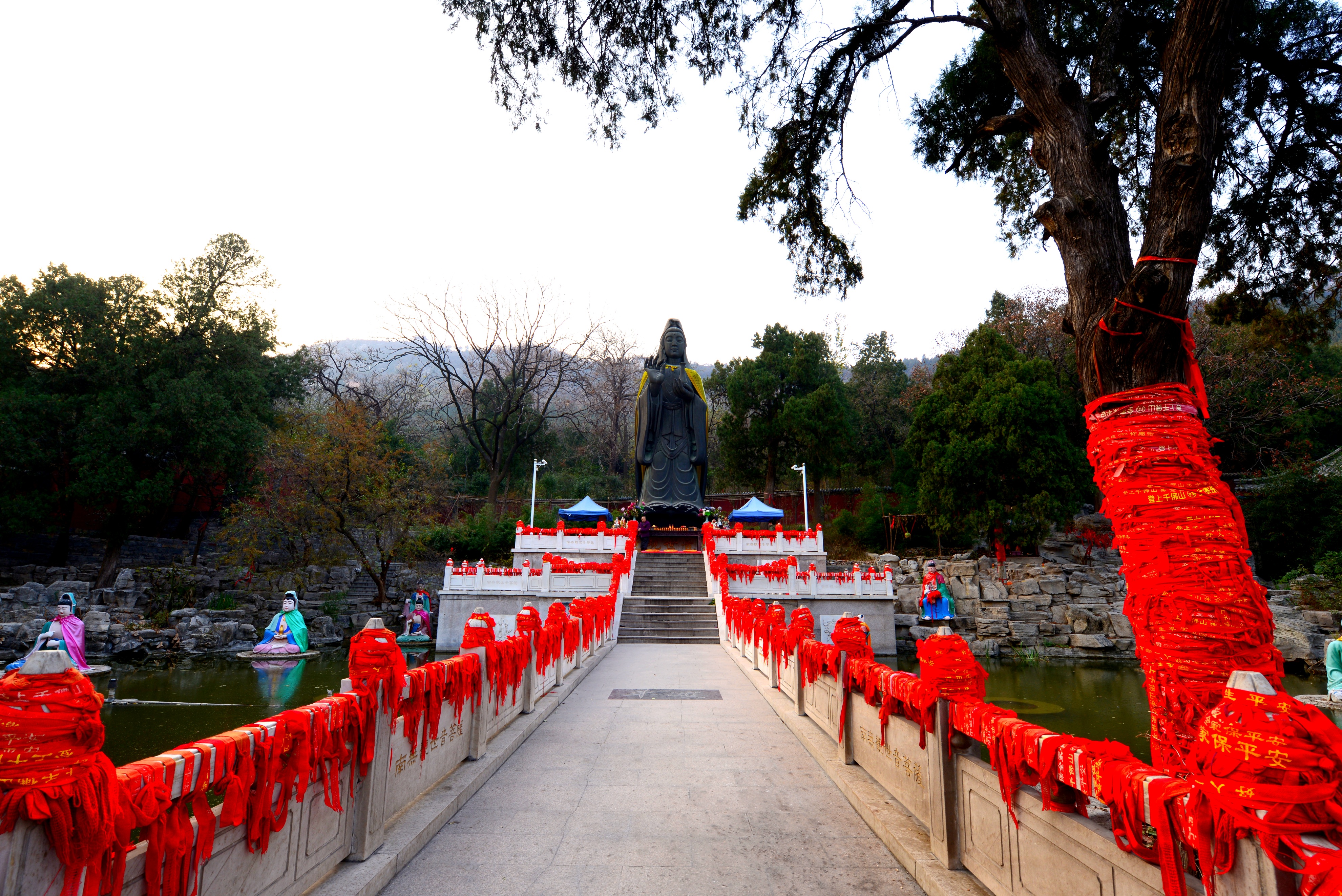 千佛山是济南三大名胜,济南三大景点千佛山