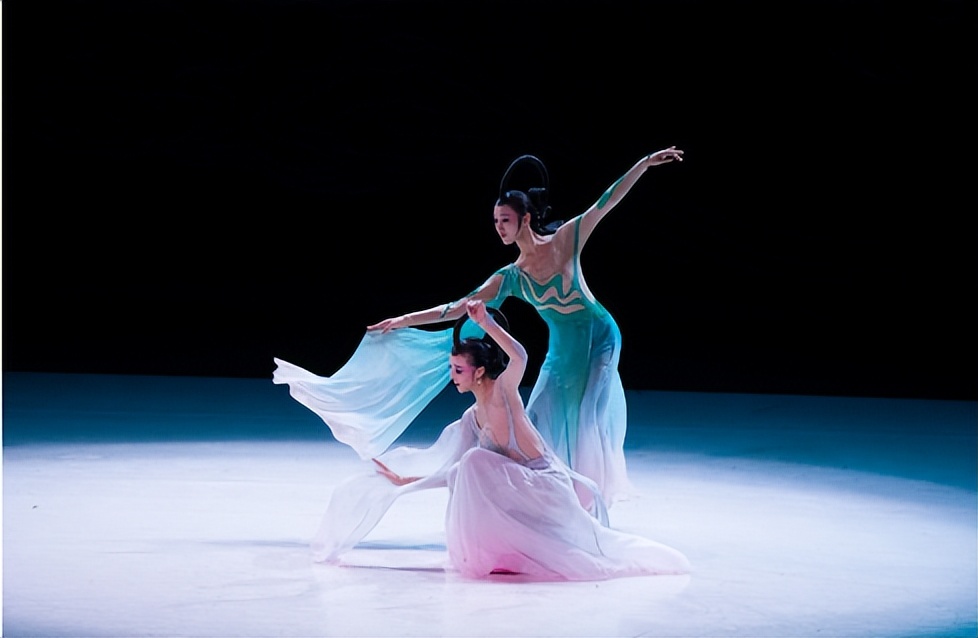 北美舞蹈艺术思想,中西方舞蹈审美的不同