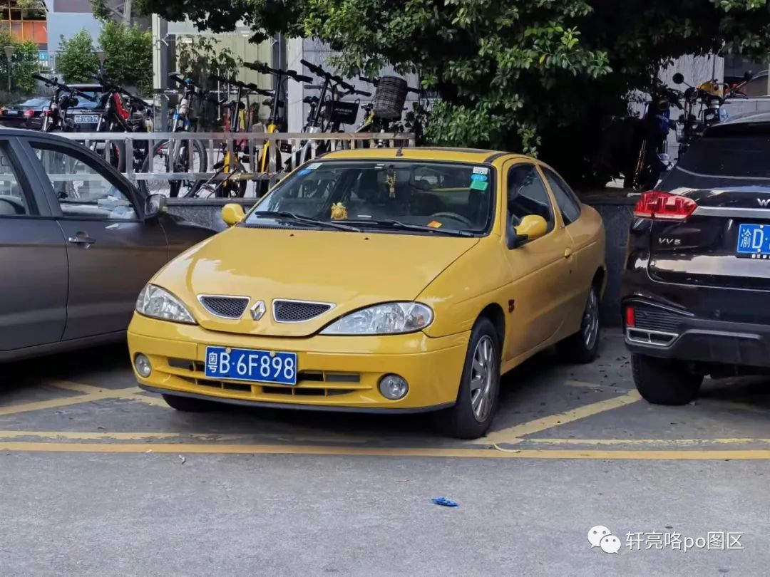 雷诺梅甘娜轿跑,老款雷诺梅甘娜跑高速怎么样