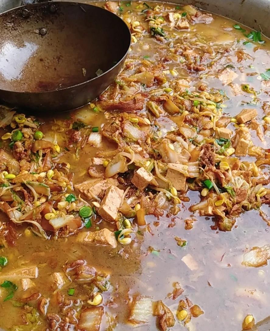 河南的烩菜有一碗一碗烩的吗,好吃地地道道的河南烩菜
