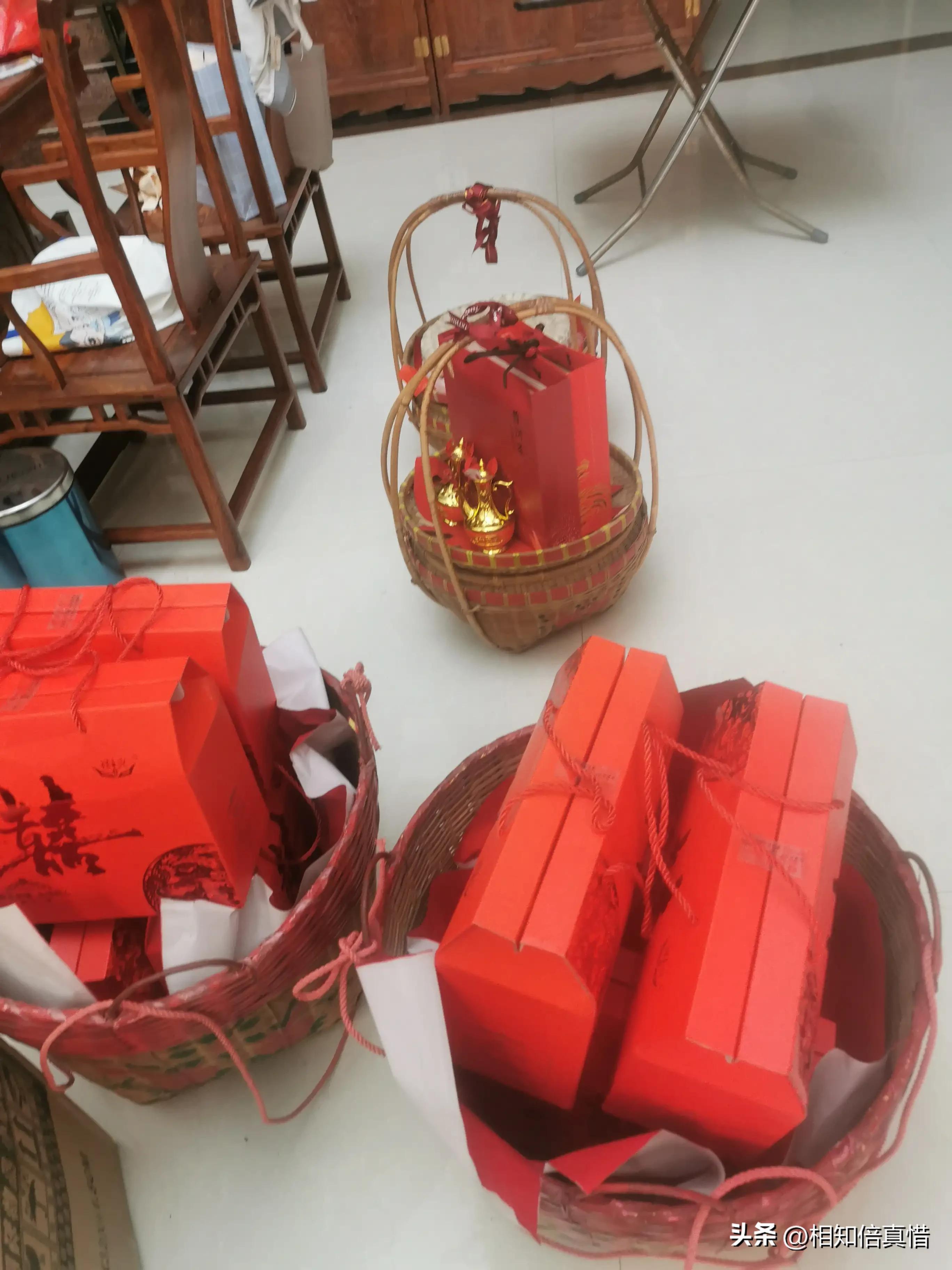 实拍老百姓热闹的婚礼现场,70年代真实婚礼