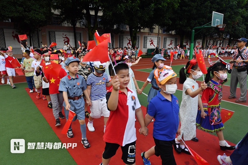 一年级萌新,一年级新生入学福州