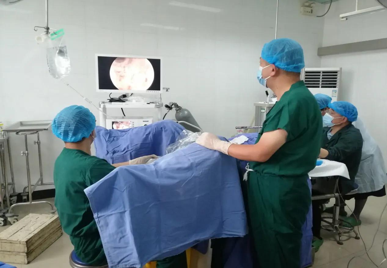 高邮龙虬镇卫生院首台腹腔镜正式投入使用