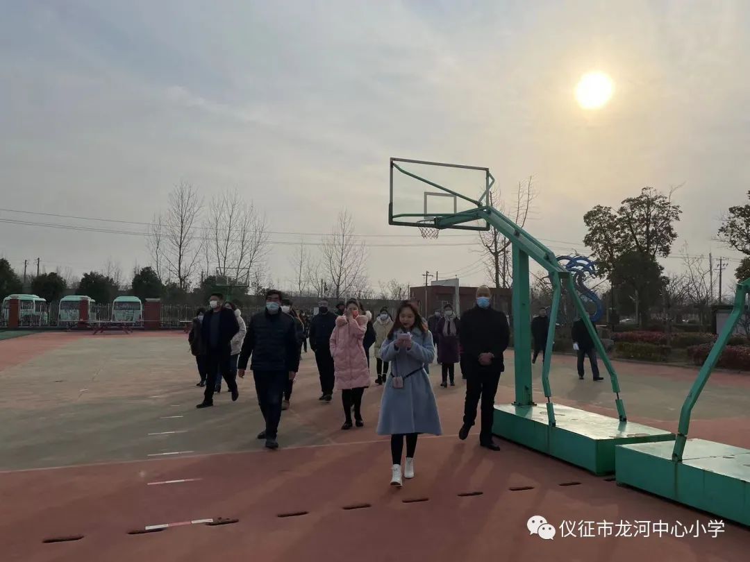 榫欐渤灏忓鍏冩棪,榫欐渤灏忓鍏冩棪鑱旀鏅氫細