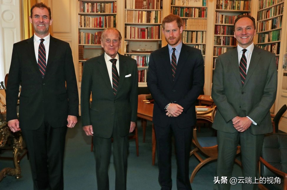 菲利普亲王和梅根,梅根和辛普森家族