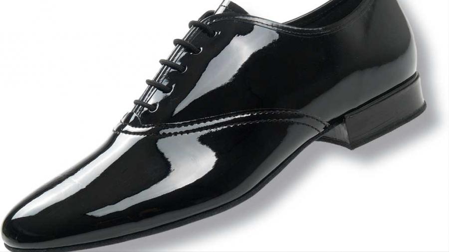 皮鞋用哪几种皮,皮鞋的制鞋工艺哪种好