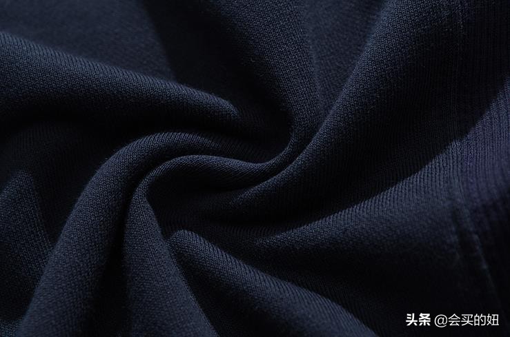 卫衣要怎么选就这么穿就对了,谈挑选有卫衣感觉的卫衣