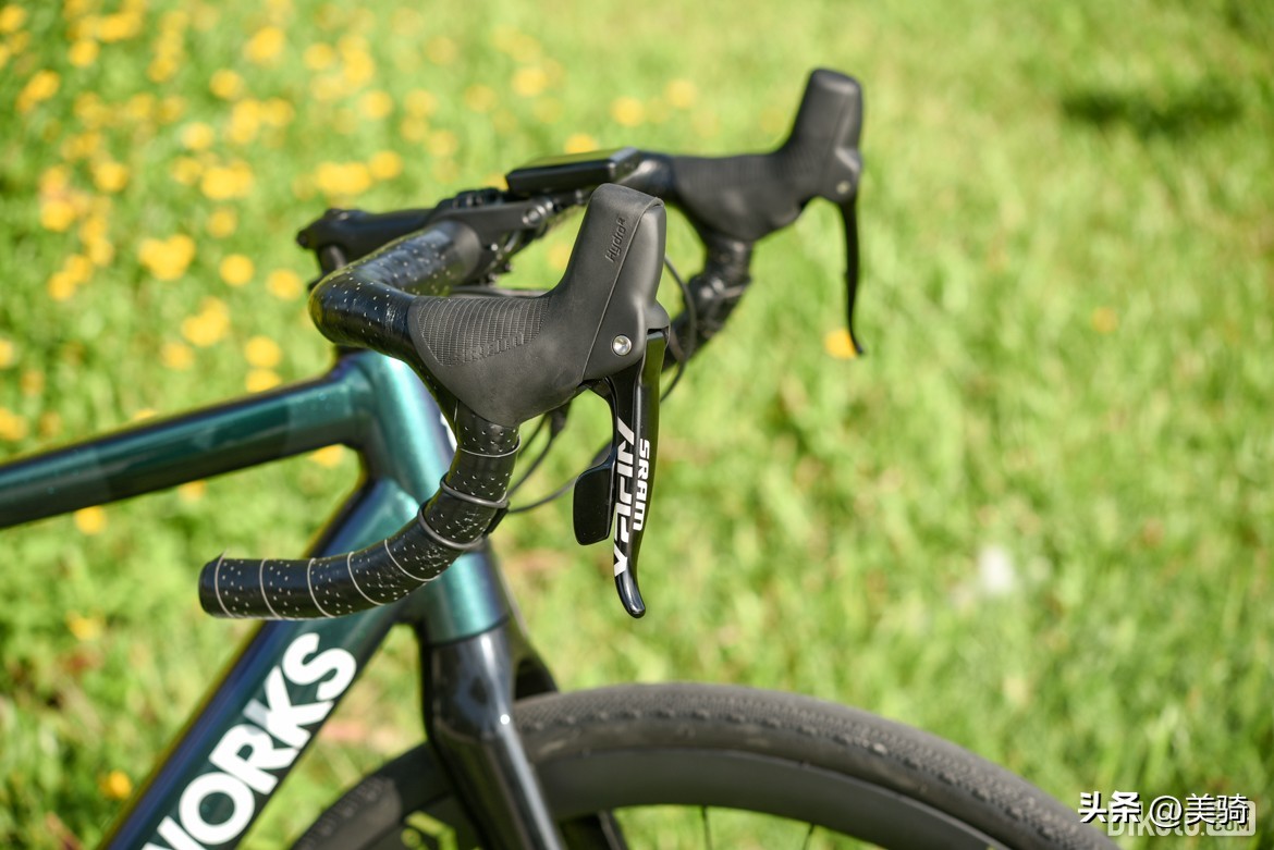 新能源电动汽车评测天际,model电动汽车测评