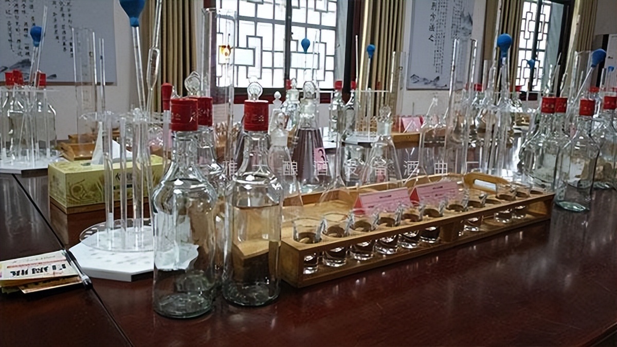 小型酿酒设备与老方法有什么区别,酿酒设备详细讲解