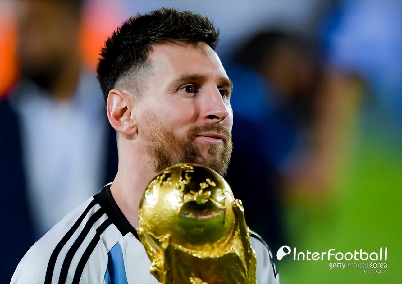 梅西年薪现在,梅西目前的周薪