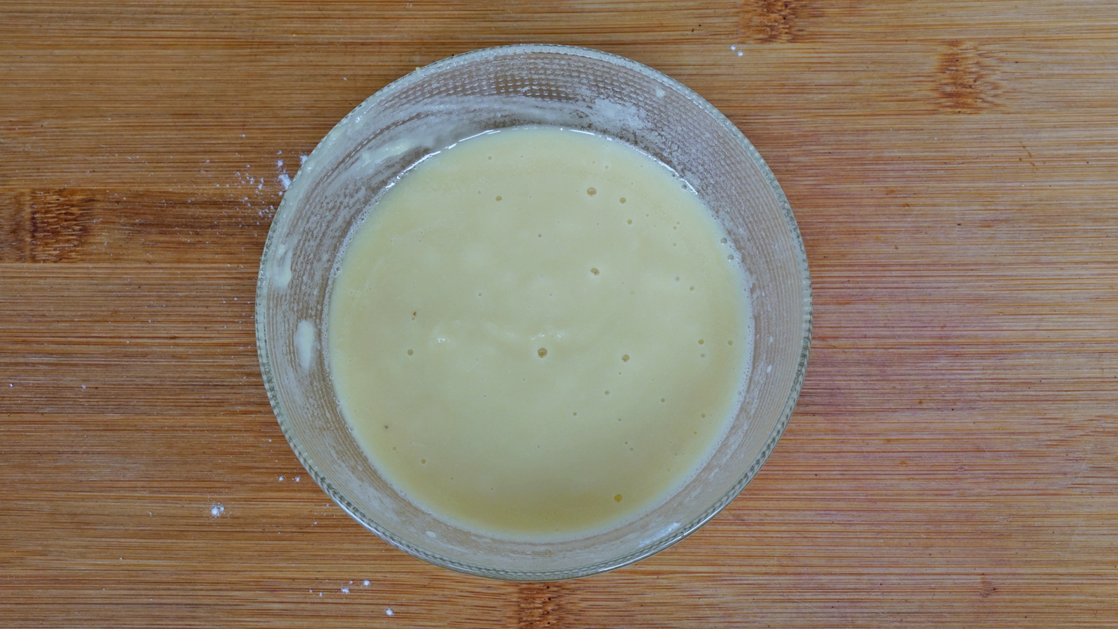 面粉这样做酸甜可口出锅瞬间抢光,面粉的独特做法每一口都酥掉渣