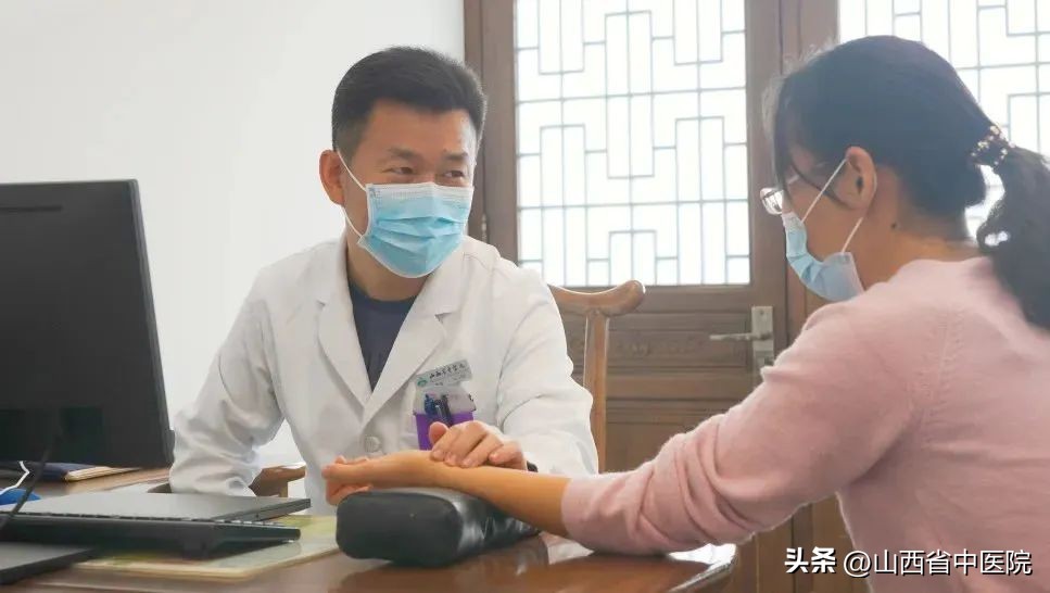 肝硬化出血抢救视频,喷射状大出血