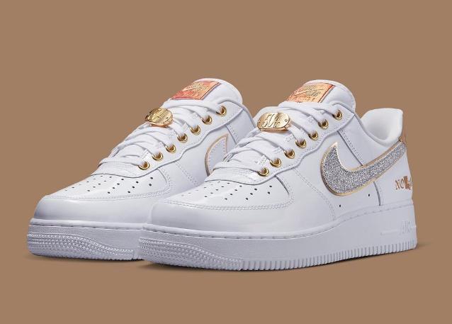 耐克欧文kyrie4,耐克詹姆斯最新上脚