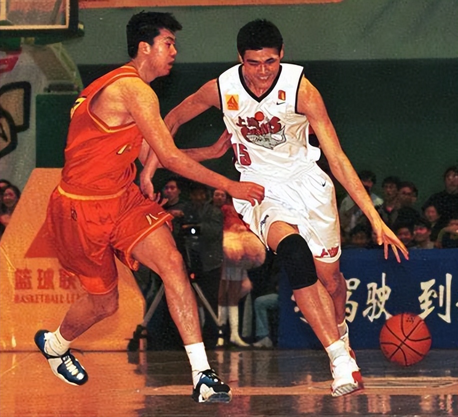 姚明，这些年你太难了！看43岁的你卸任CBA董事长，我长舒了口气