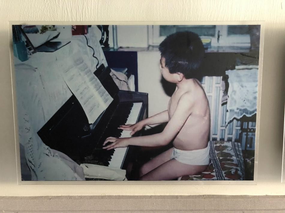 郎朗国外成名失误,郎朗经历挫折成才的故事