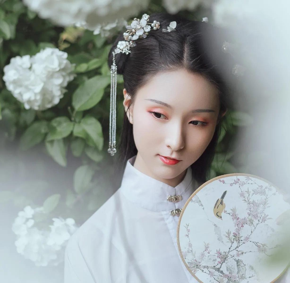 万物之味,久则可厌;唯你,愈久愈爱ll读书