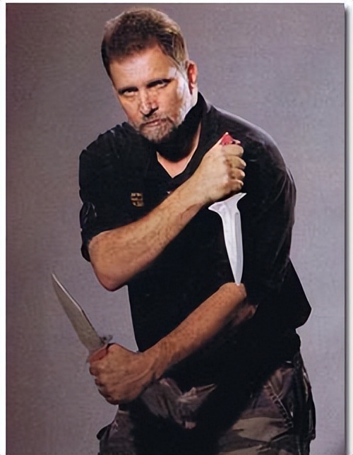 格斗大师军刀,格斗大师刀