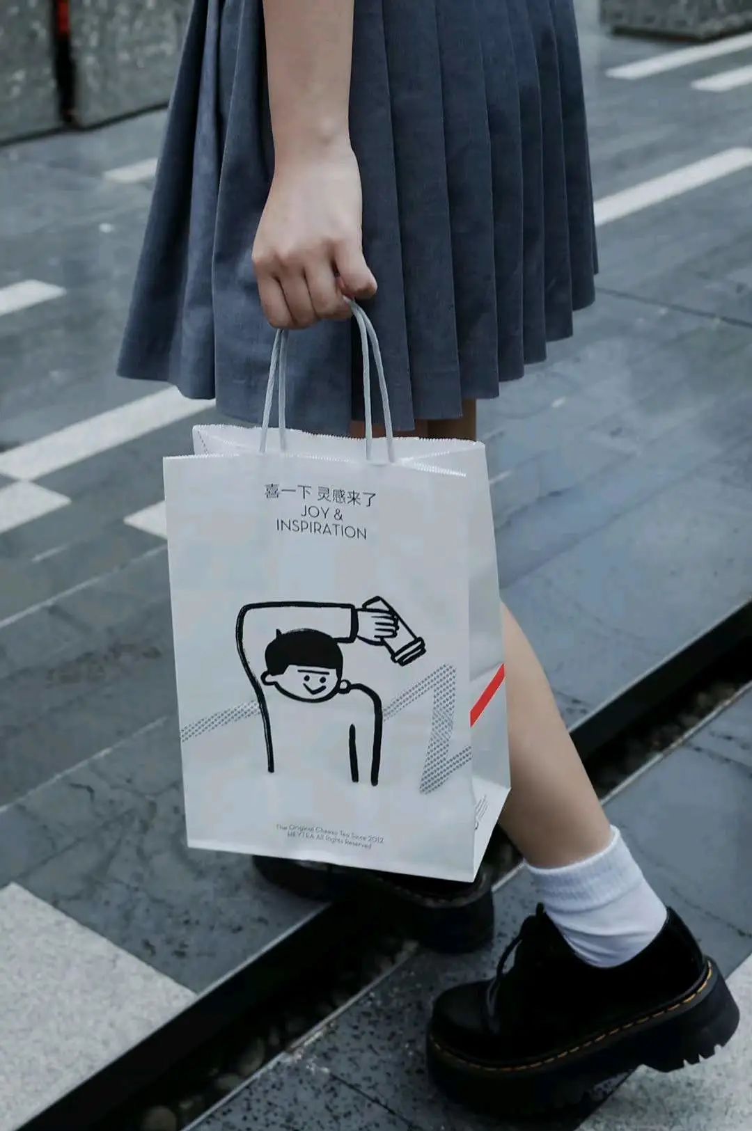 写在奶茶袋子的文案,为了做奶茶买的杯子文案