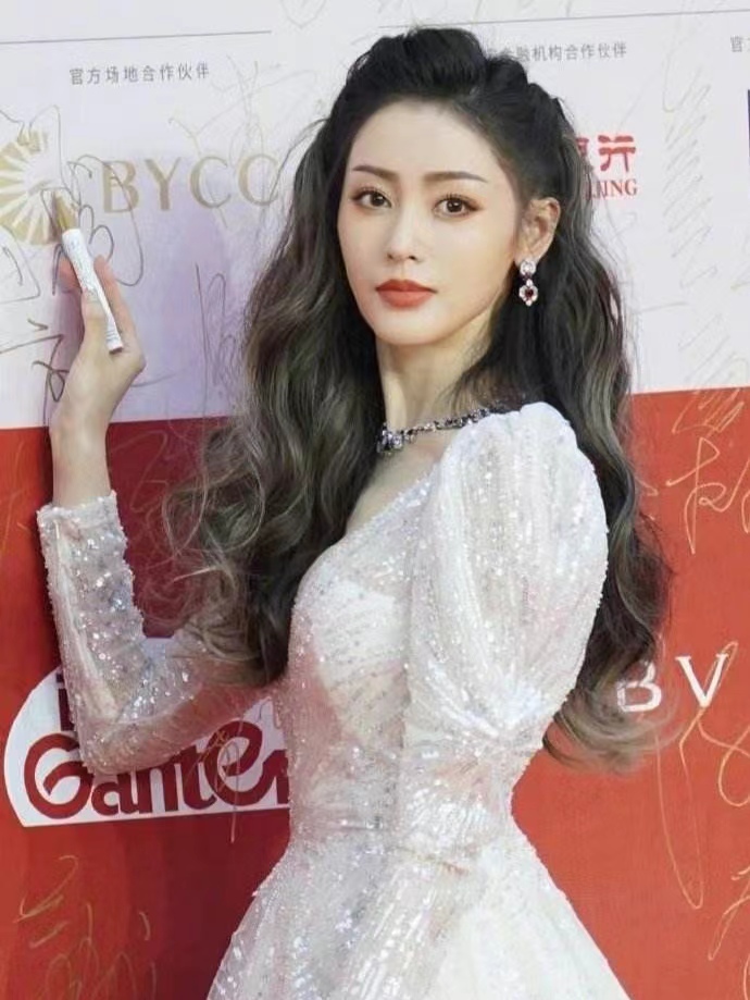 重生逆袭女强类小说,穿越霸气女强文小说推荐