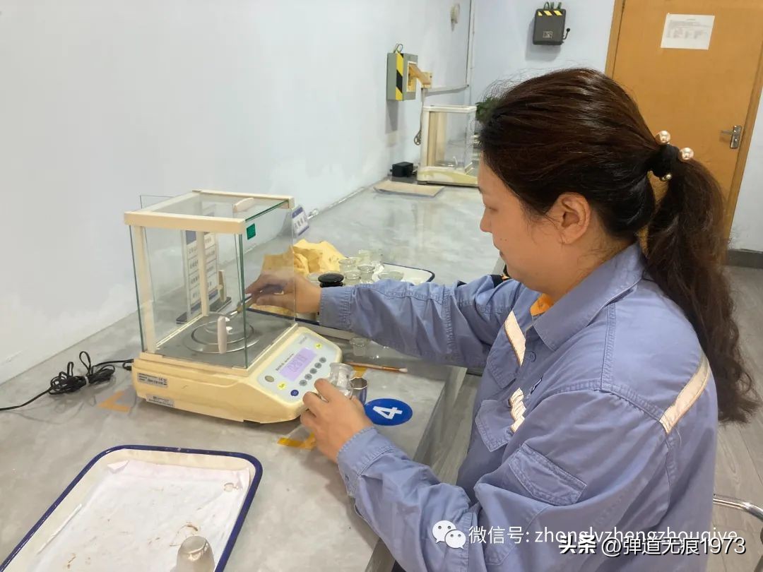 坚守岗位的“螺丝钉”——长城铝业新闻中心记者国庆假期走基层