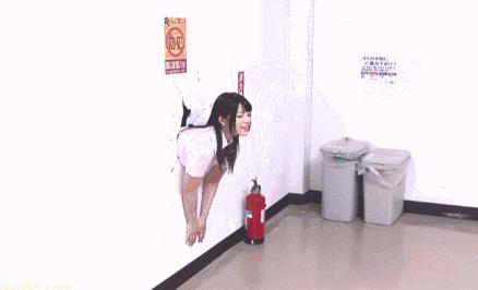 搞笑gif段子被你这个蠢货惊呆了,搞笑gif段子实在是猝不及防啊