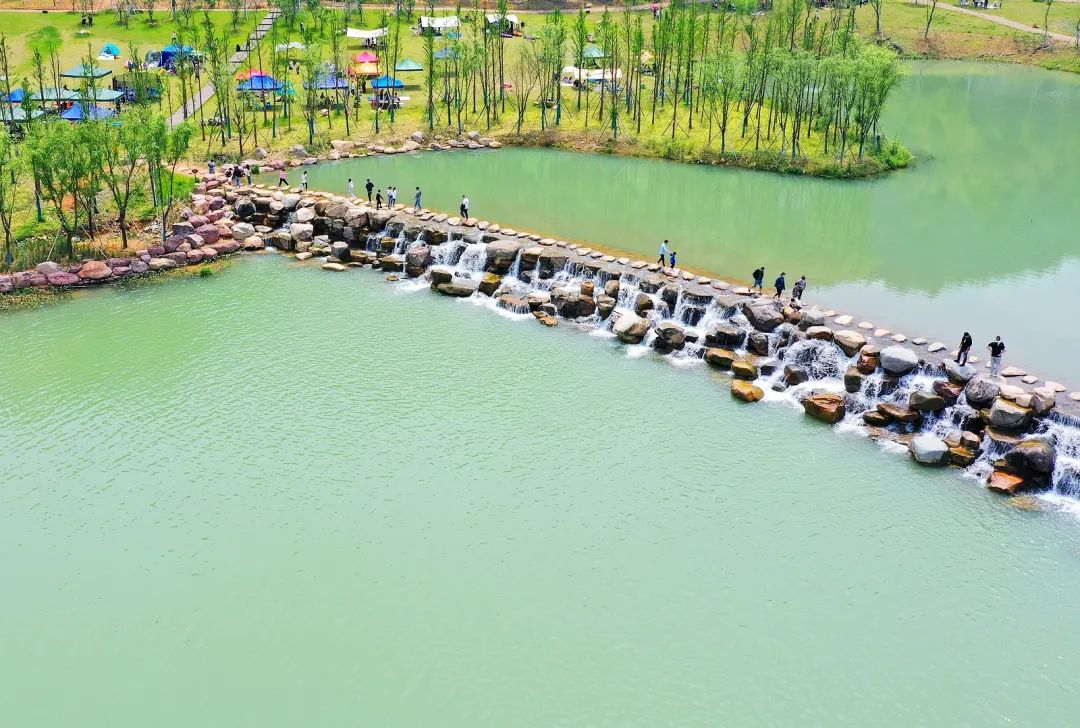 投资2000万建设旅游景点,投资上亿的自然风景区