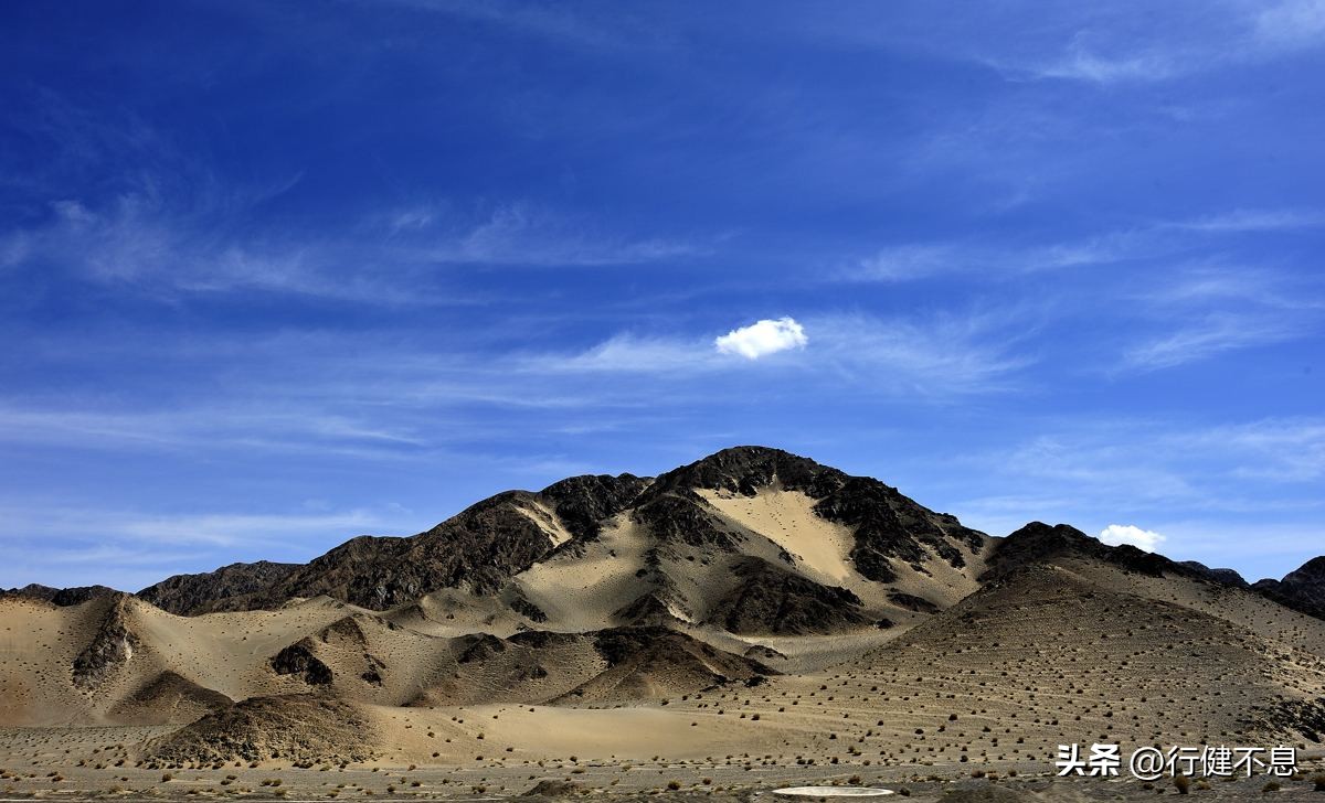 解析人生如梦一樽还酹江月,念奴娇赤壁怀古朗诵一樽还酹江月