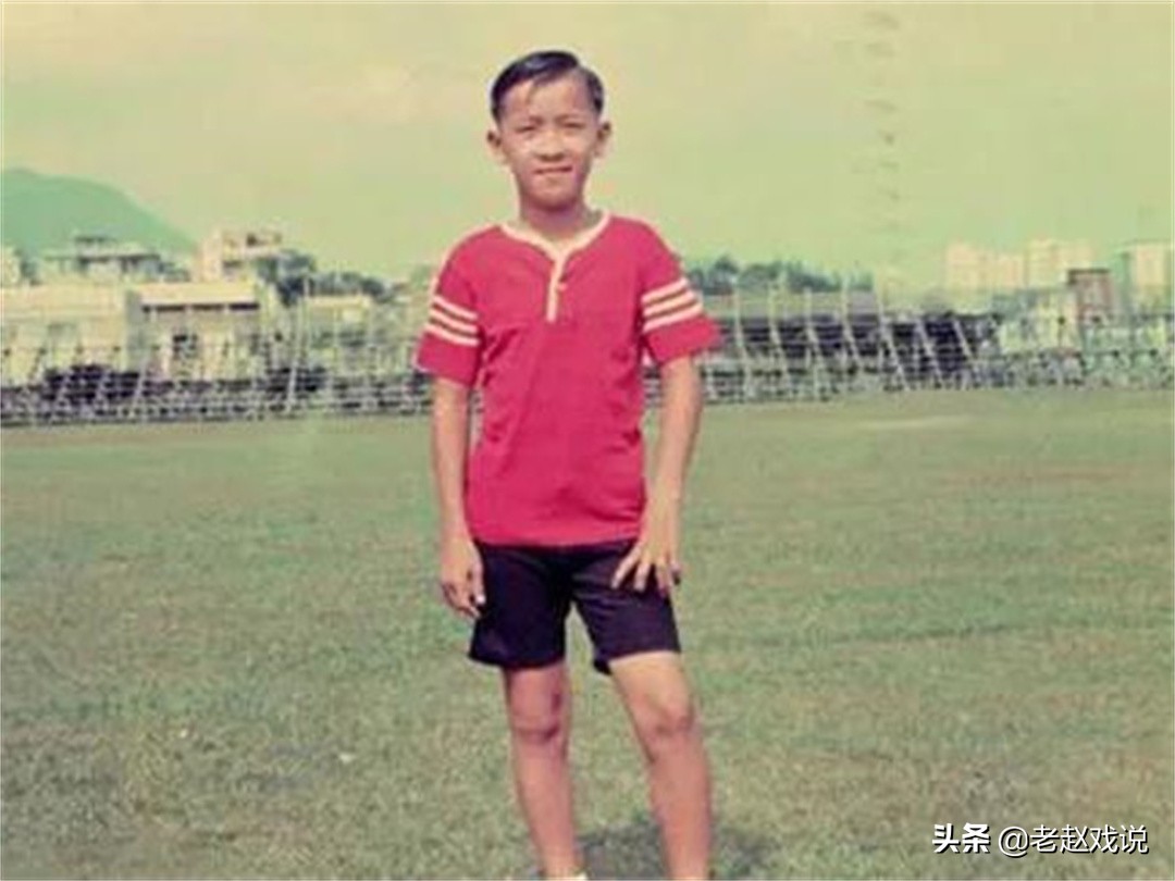 “风流成性”曾志伟：丑闻无数的他，如何从小人物做到大佬？