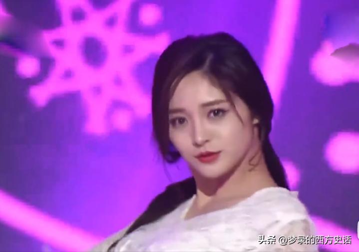 脖子丑的女星,被丑脖子拖累的女星