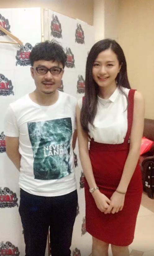 和杨紫飙戏受冯小刚赏识，北大校花彭高唱：北漂13年，我输得彻底