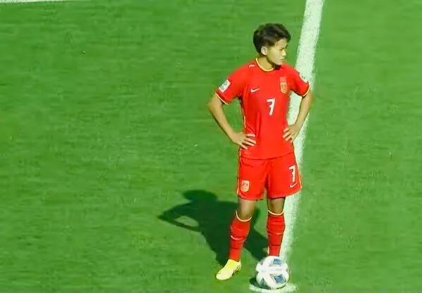 女足亚洲杯决赛王霜停晃转攻,中国女足首战王霜进球动图