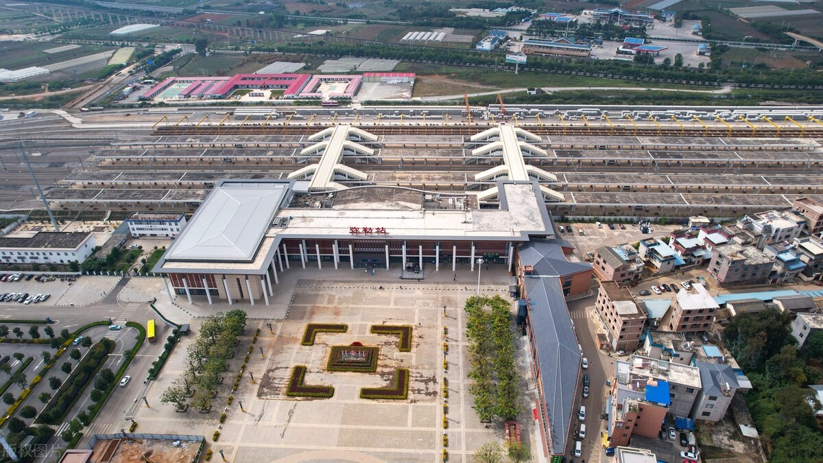 云南旅居一个月住哪合适风景最好,云南宜居的三四线小城