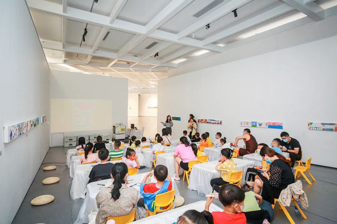 终于等到了！比想象更美的稀缺湖景别墅！