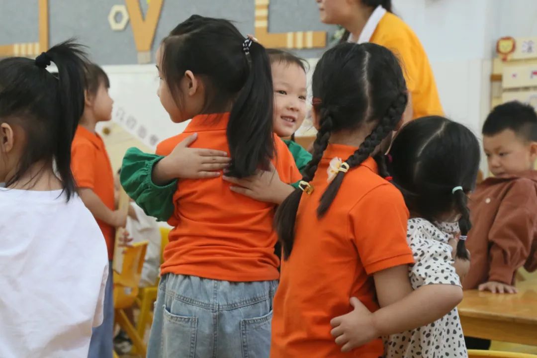 秋光如岁邂逅一场欢喜——临猗县直一园开学季