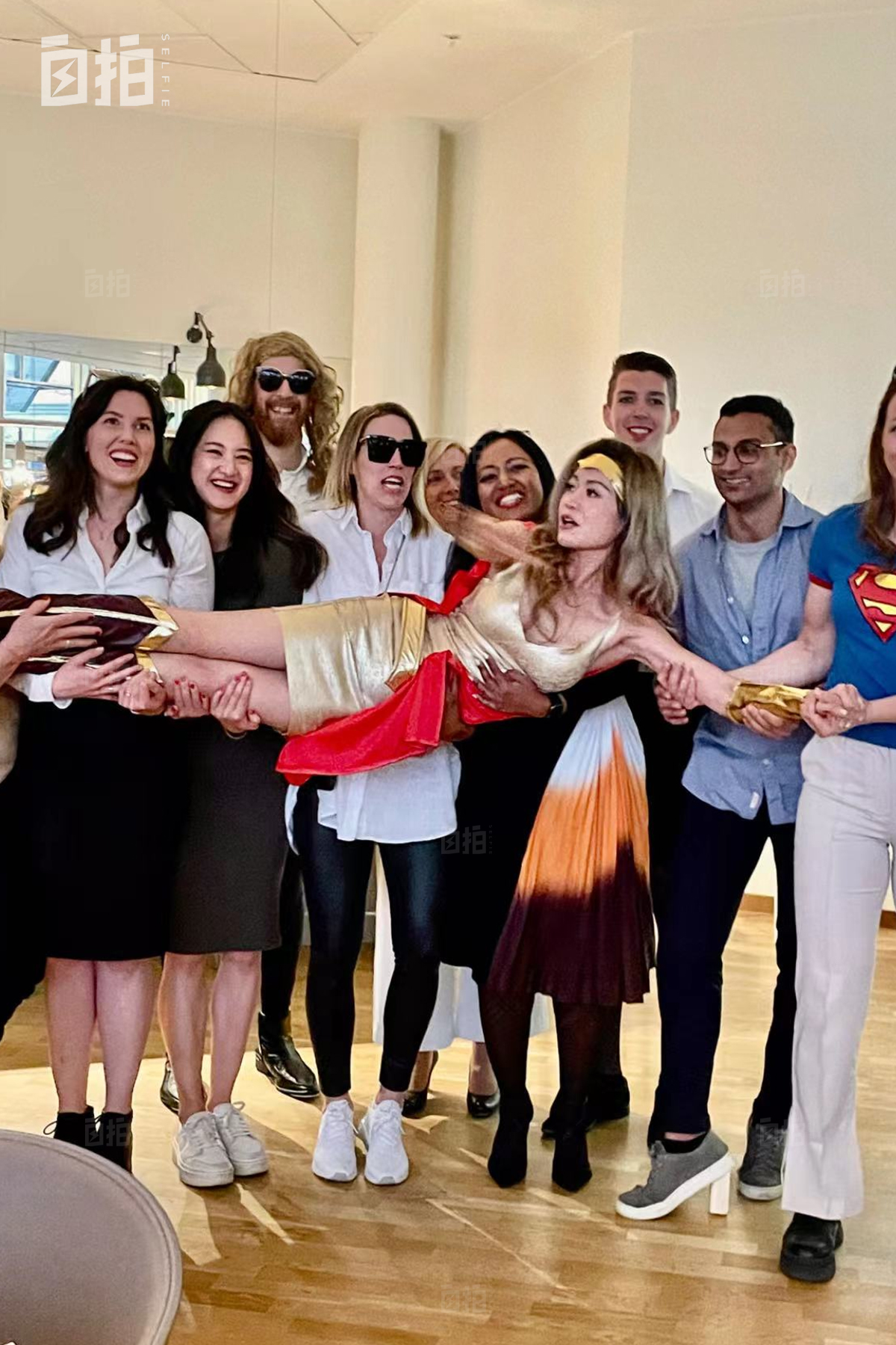 我，远嫁瑞典，没多久丈夫失业，我扛起家庭重担，从老师做到高管