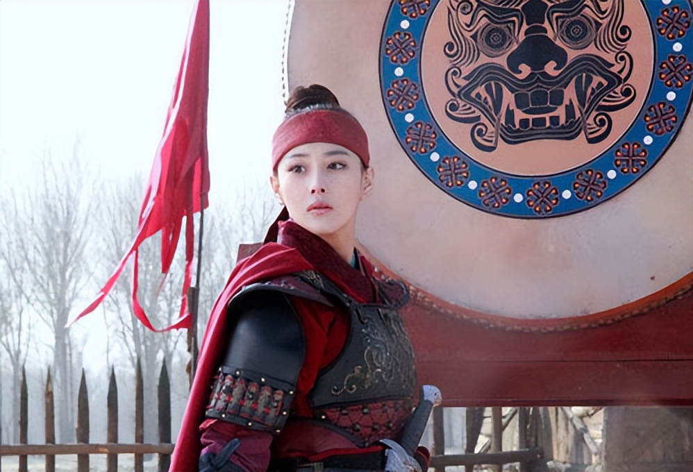 历史上著名女性人物秋瑾,秋瑾巾帼英雄故事