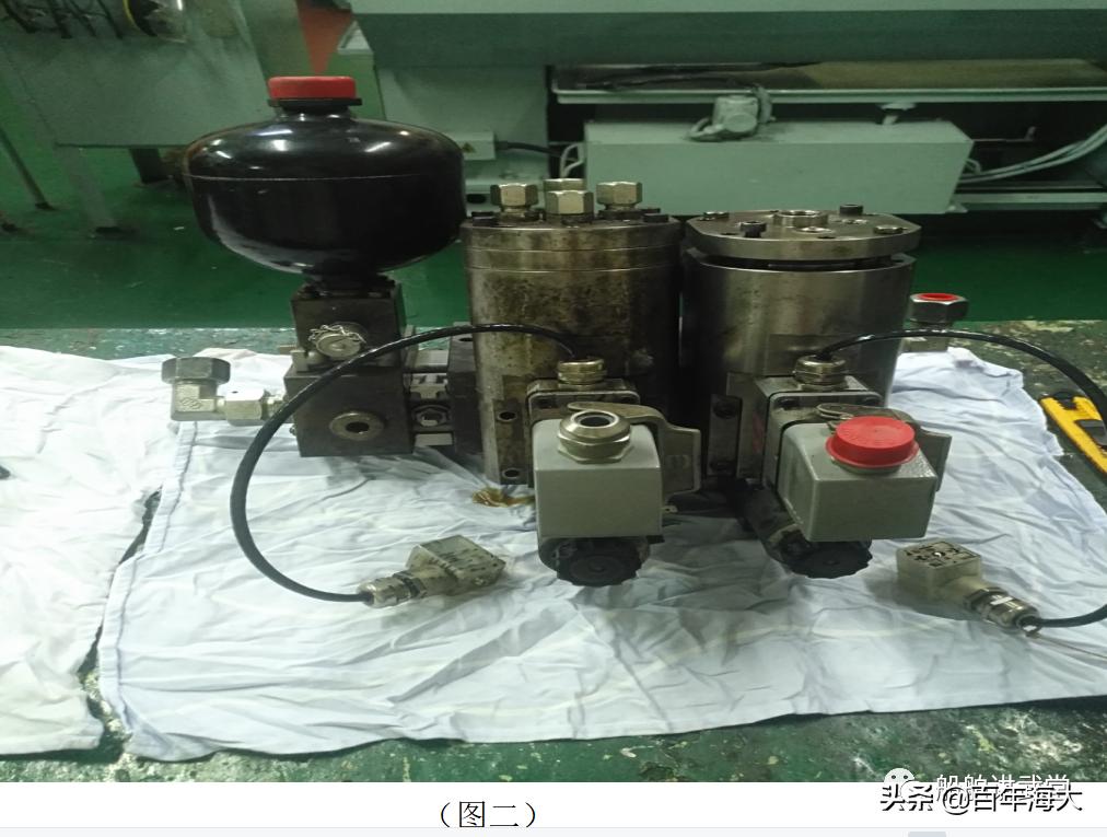 发电机组机油压力报警灯亮的原因,发动机油压报警灯亮自燃