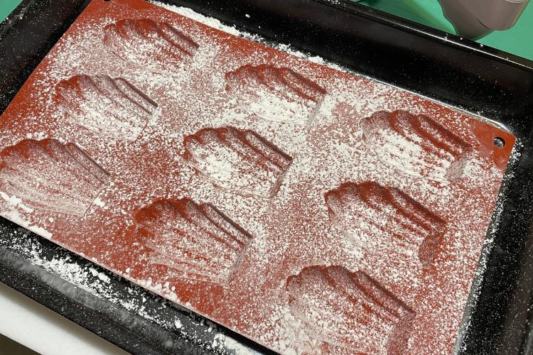 「蜜香紅茶苹果玛德琳」下午茶小点心，独特熟果蜜香