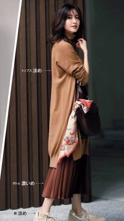 这些颜色穿在一起显白又高级,秋冬穿棕色系真的太显白了