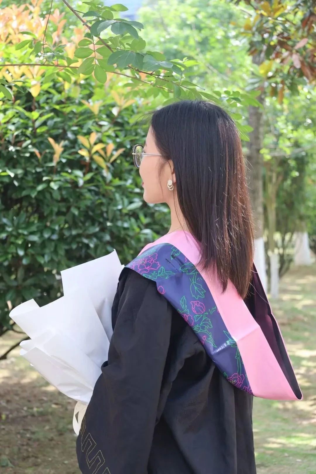 先来一波毕业照,第一张毕业照和最后一张毕业照